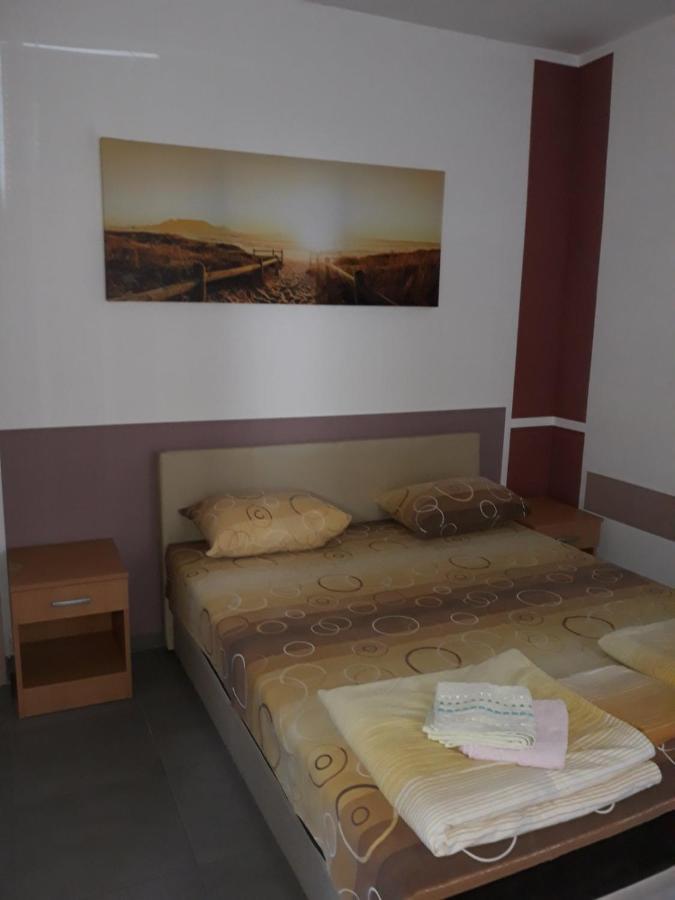 Apartments Petricevic Sutomore Exterior photo